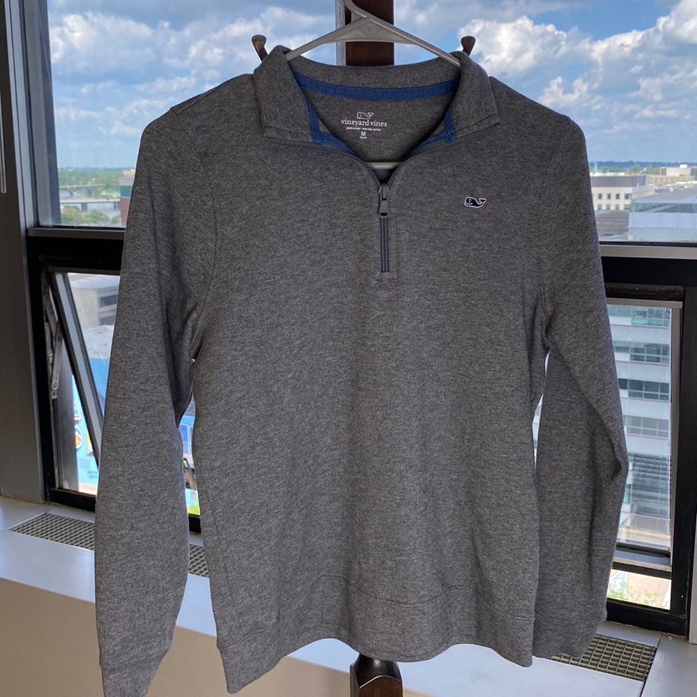 Vineyard vines kids Quarter zip sweatshirt size M 12/14